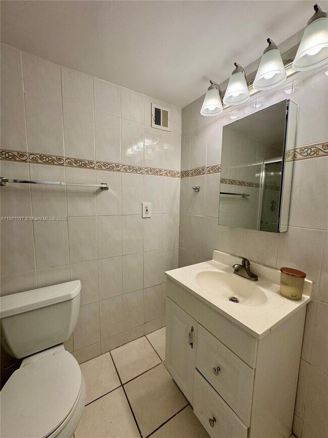 Building Photo - 1865 79th Street Causeway