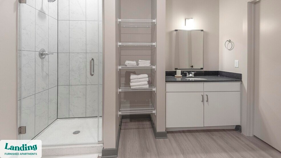 Building Photo - 645 N Front St