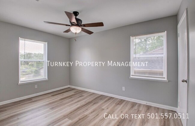 Building Photo - 91 White Oak Ln