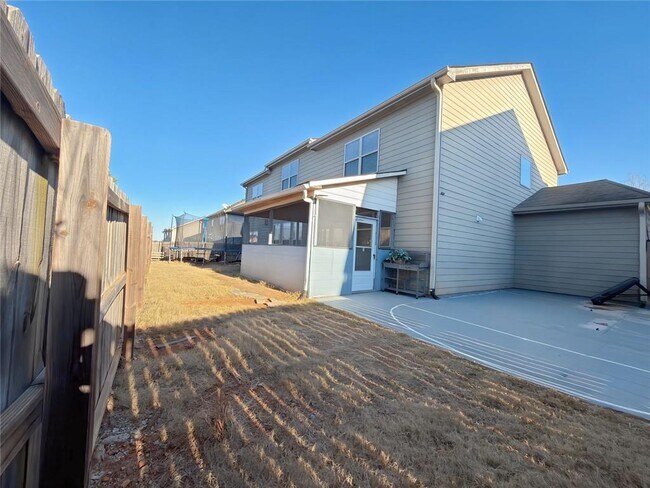 Building Photo - 2886 Cove View Ct SE