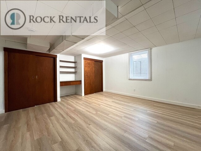 Building Photo - Beautifully Updated 4 Bed 2 Bath in South Hutchinson