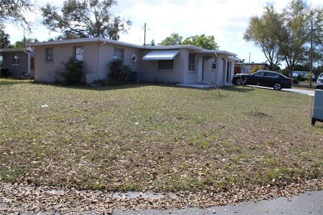 Building Photo - 10512 121st Ave