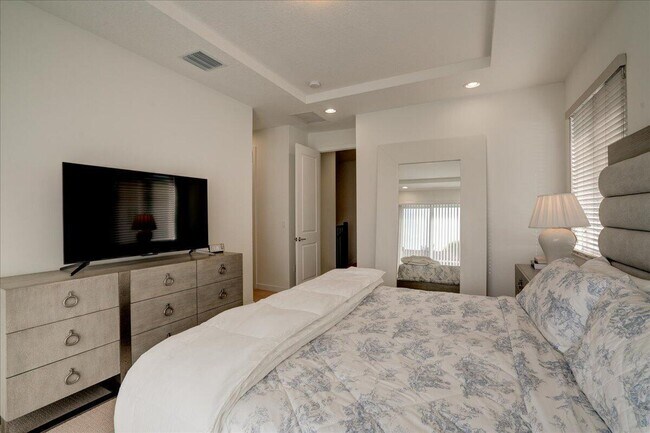 Building Photo - 1451 Pioneer Way