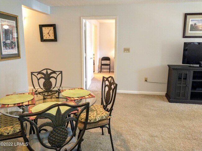 Building Photo - 1231 Ladys Island Dr