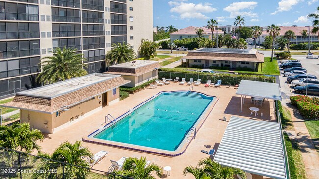 Building Photo - 500 Palm Springs Blvd