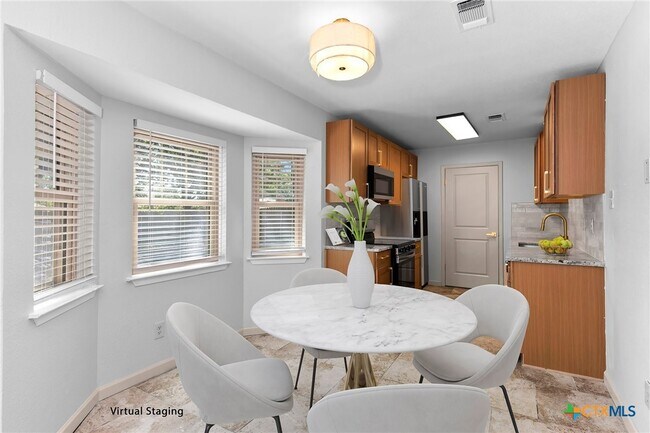 Building Photo - 1808 Moonlight Dr