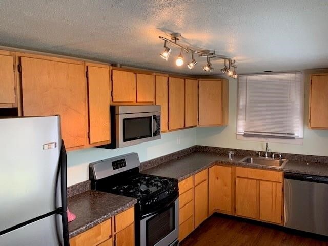 Building Photo - 1614 Ave N Ursuline St