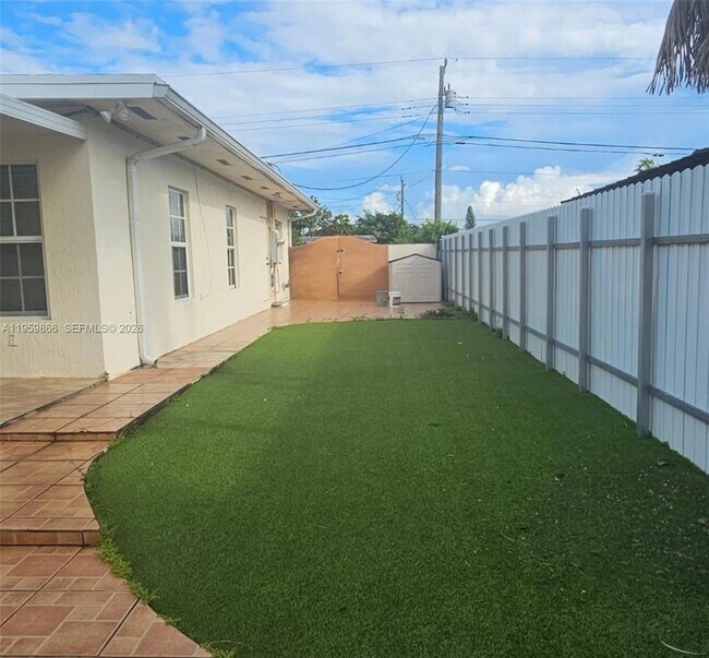 Building Photo - 11470 SW 57th Terrace