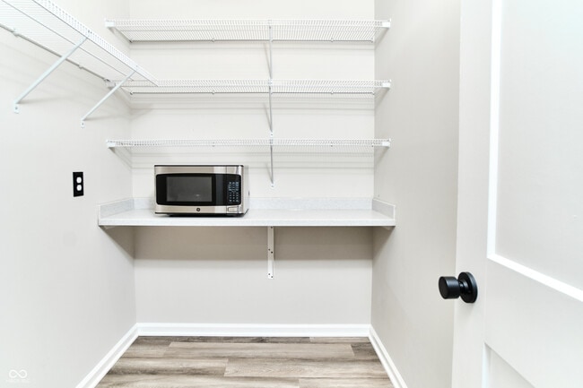 Building Photo - 730 N East St