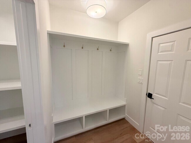 Building Photo - 5707 Verducci Ln