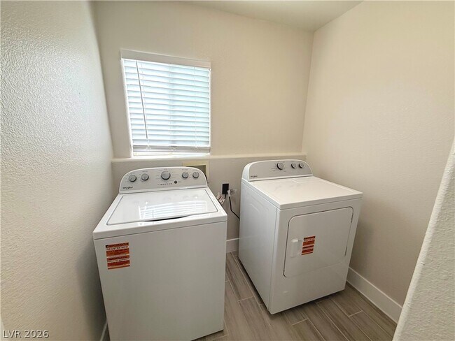 Building Photo - 224 Wicked Wedge Way