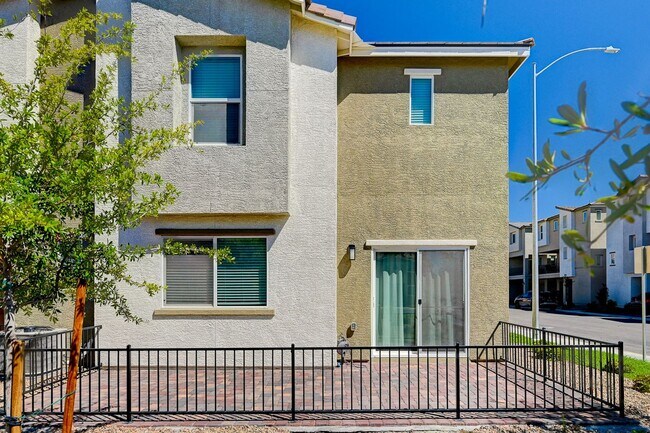 Primary Photo - 2021 TOWNHOME IN GATED COMMUNITY N LAS VEGAS