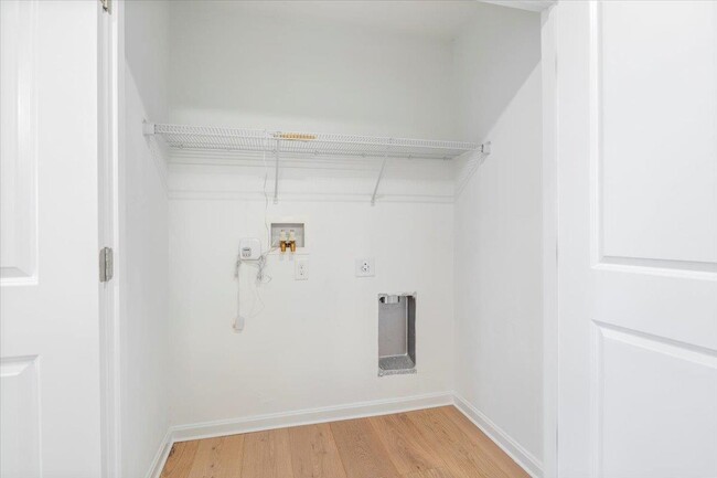 Building Photo - 26-3 Regency Cir