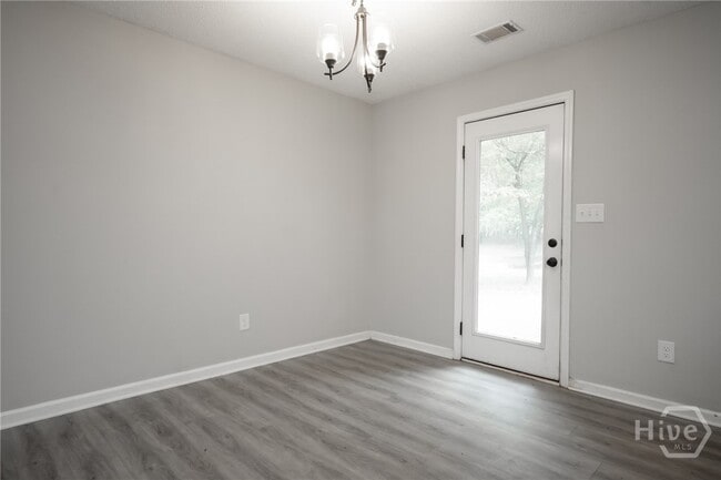 Building Photo - 2400 Rays Church Rd