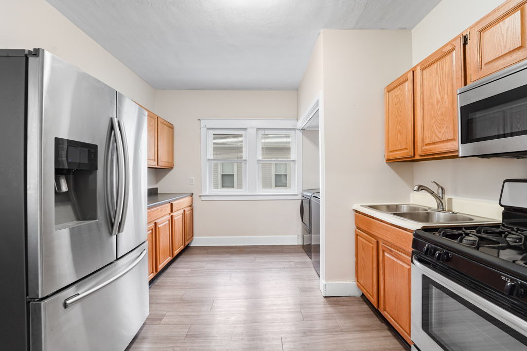 Building Photo - 44 Rotary Ave