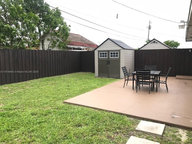 Building Photo - 11331 SW 49th St