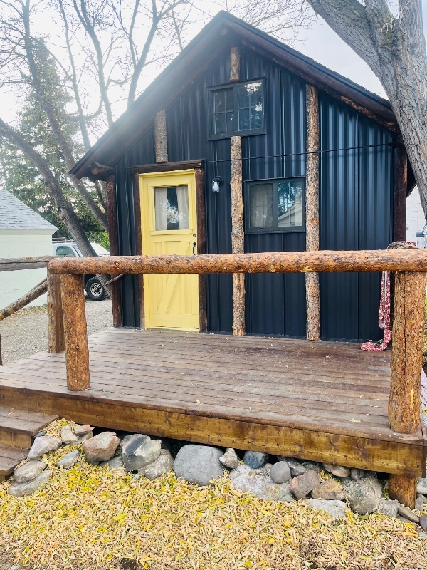 Building Photo - 216 S H St