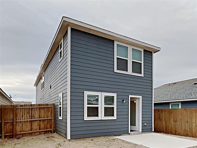 Building Photo - 10512 Wild Oak Dr