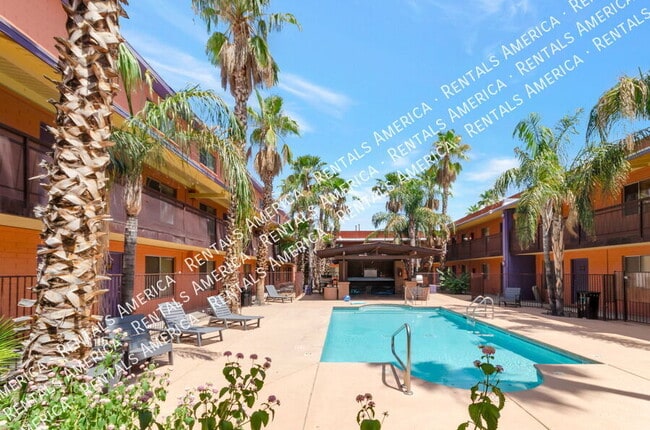 Building Photo - 55 N Cherry Ave