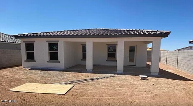 Building Photo - 2356 N Sand Hills Ct