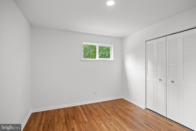 Building Photo - 408 California Trail