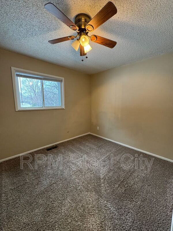 Building Photo - 118 Scotland Rd