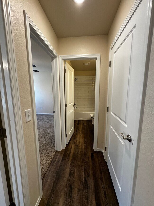 Building Photo - New construction!!! Beacon Pointe 3/2/2  $250.00 off 1st month rent