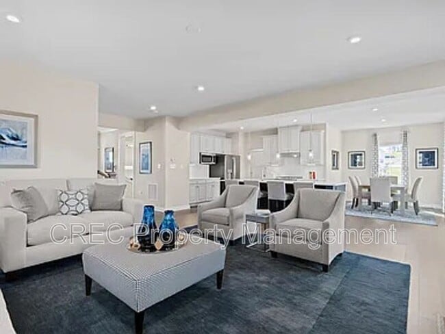 Building Photo - 1018 Lacebark Dr