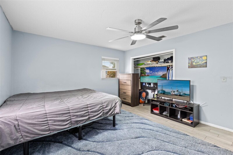 Building Photo - 120 43rd St NW