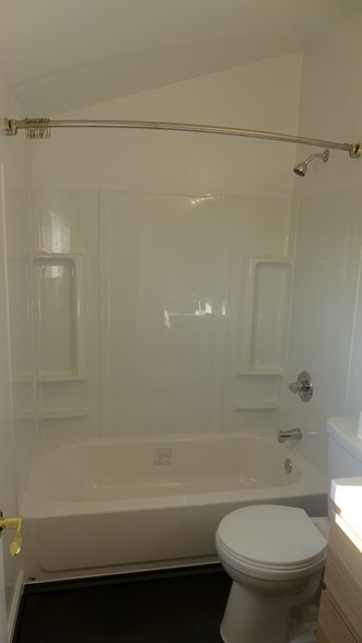 Building Photo - 24 N Wolfe St