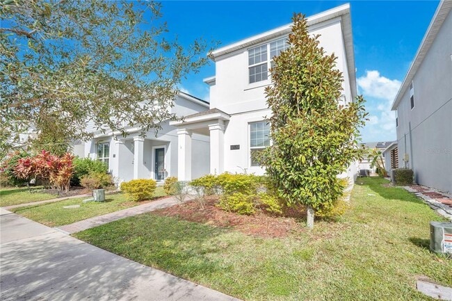 Building Photo - 11839 Charades St