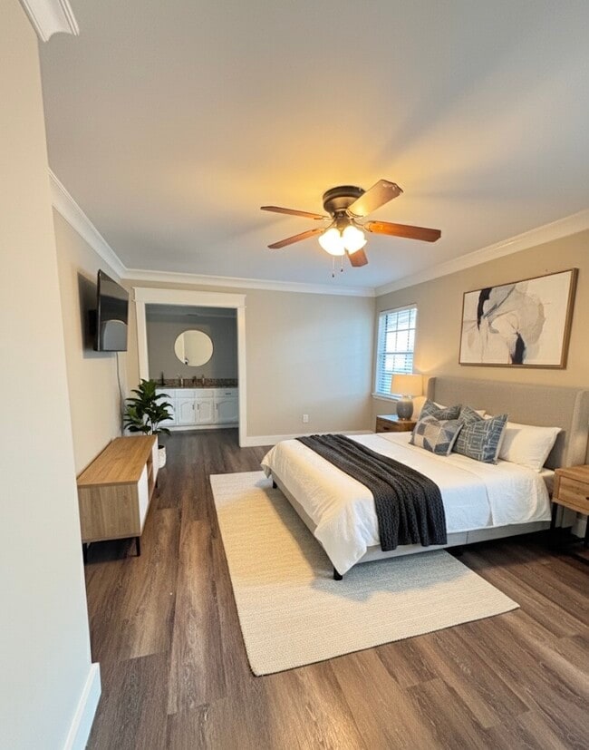 Building Photo - 1220 Tahiti Cir