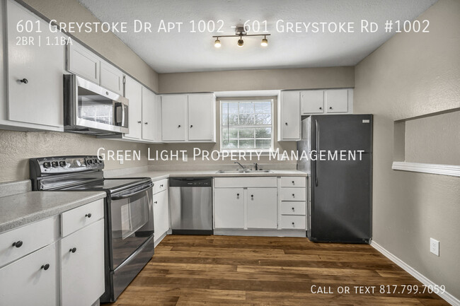 Building Photo - 601 Greystoke Dr