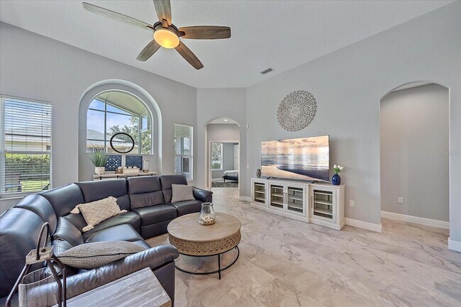 Building Photo - 8015 Spring Marsh Dr