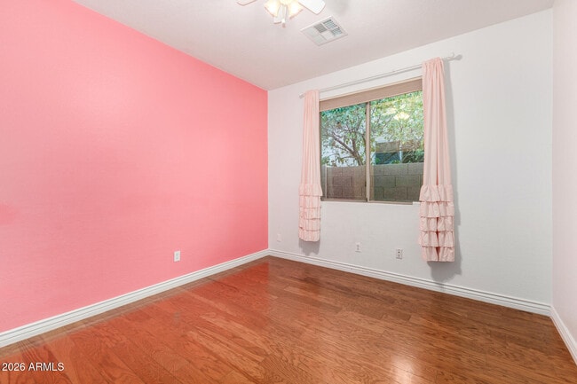 Building Photo - 2833 E Cobalt St