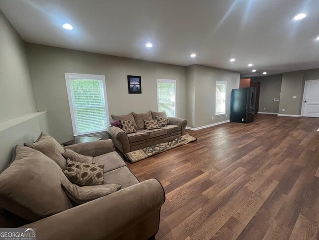 Building Photo - 4715 Trilogy Park Trail NE