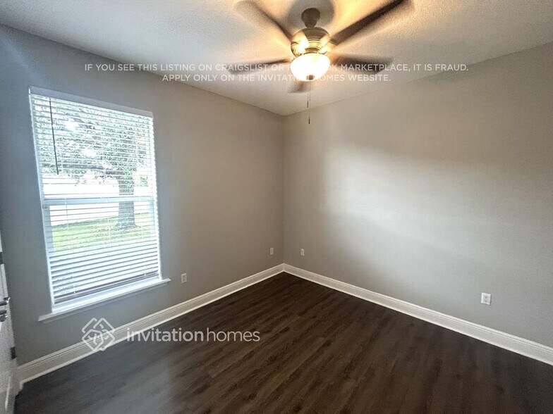 Building Photo - 2909 Dunhill Cir