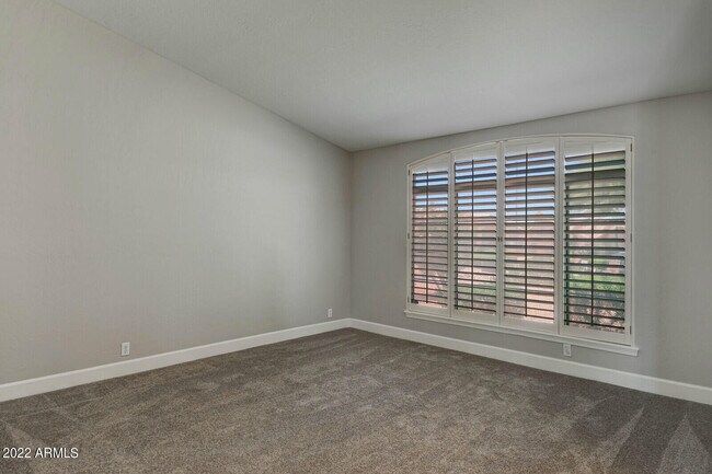 Building Photo - 4418 E Barwick Dr