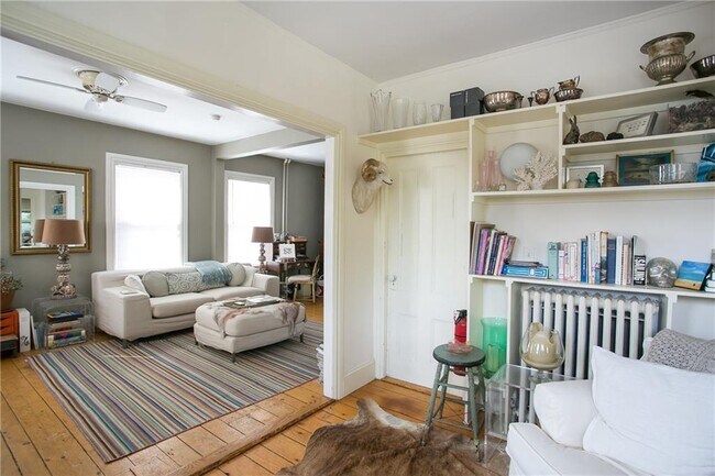 Building Photo - 94 Spring St