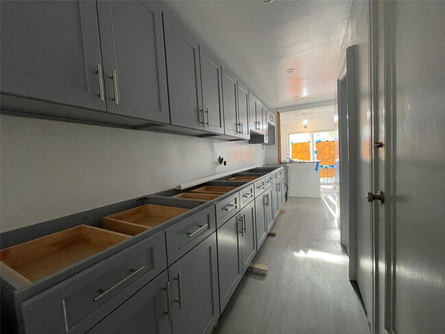 Building Photo - 23 Lee Ave