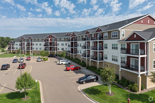 Building Photo - Vermillion Shores II