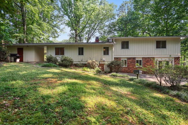 Building Photo - 4105 Ashwoody Trl NE