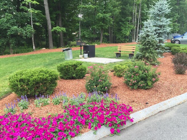 Building Photo - 100 Sentinel Court