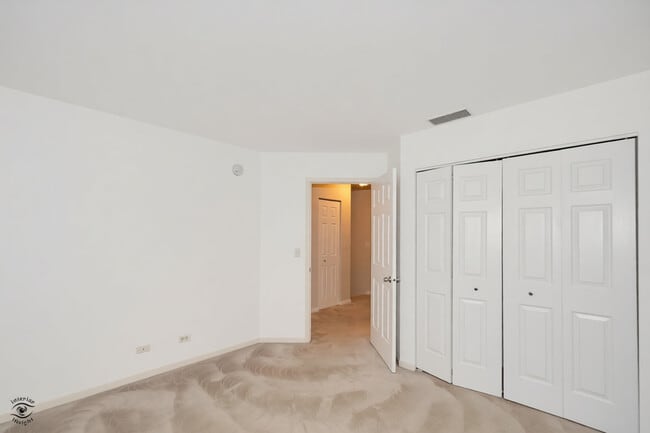 Building Photo - 582 Declaration Ln