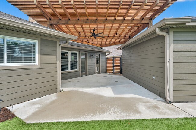 Building Photo - 2806 Triway Ln