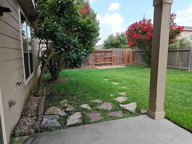 Building Photo - 7915 Moss Springs Ct