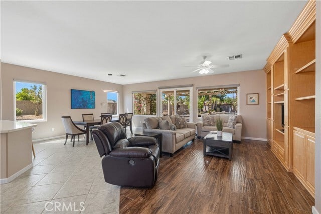 Building Photo - 39371 Blossom Cir