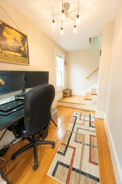 Building Photo - 15 Downer Ct