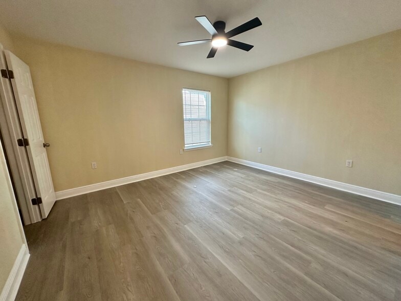 Building Photo - 3209 Idaho Ave