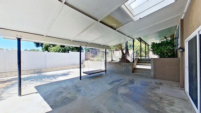 Building Photo - 1825 Celeste Ln